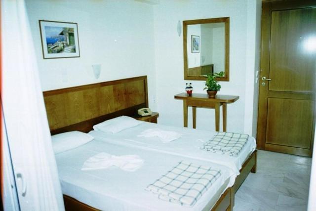 Nea Elena Apartments Khania Rom bilde